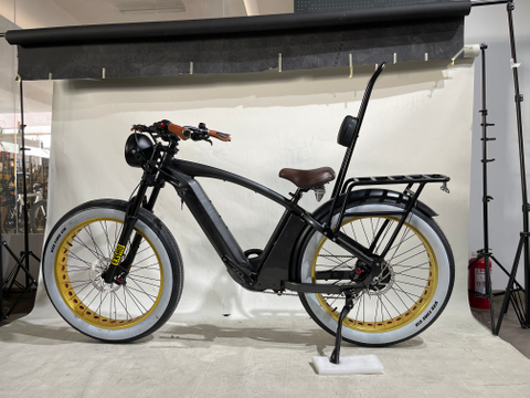 Fantas New Cruiser 26 inches electric city bicycle 1500W/1000w mountain e-bike fat tires snow bike for adult